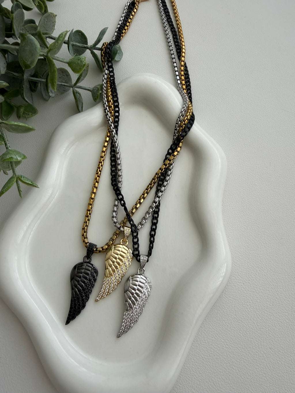 Triple Wing Chain