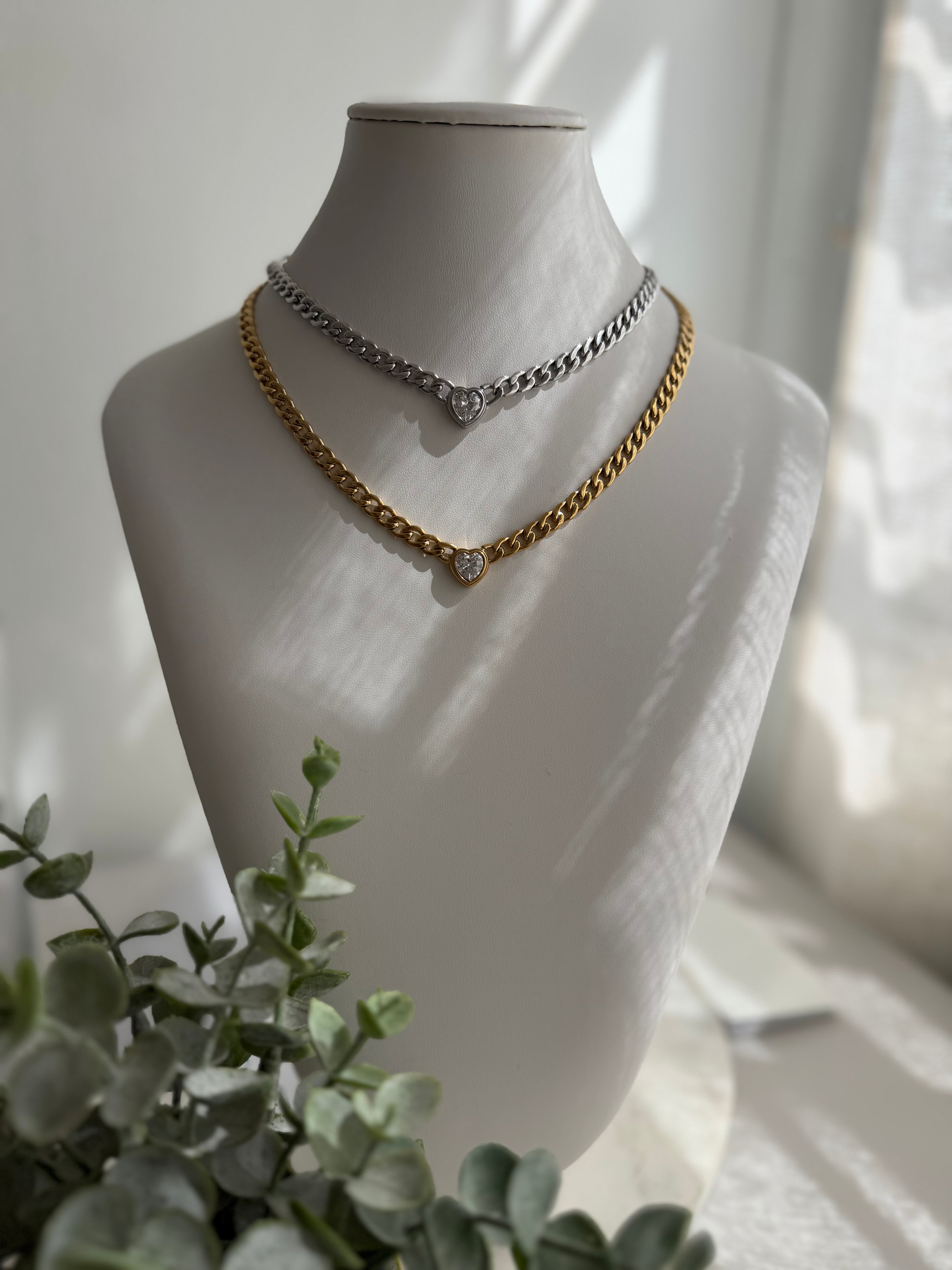 Valentine Chain
