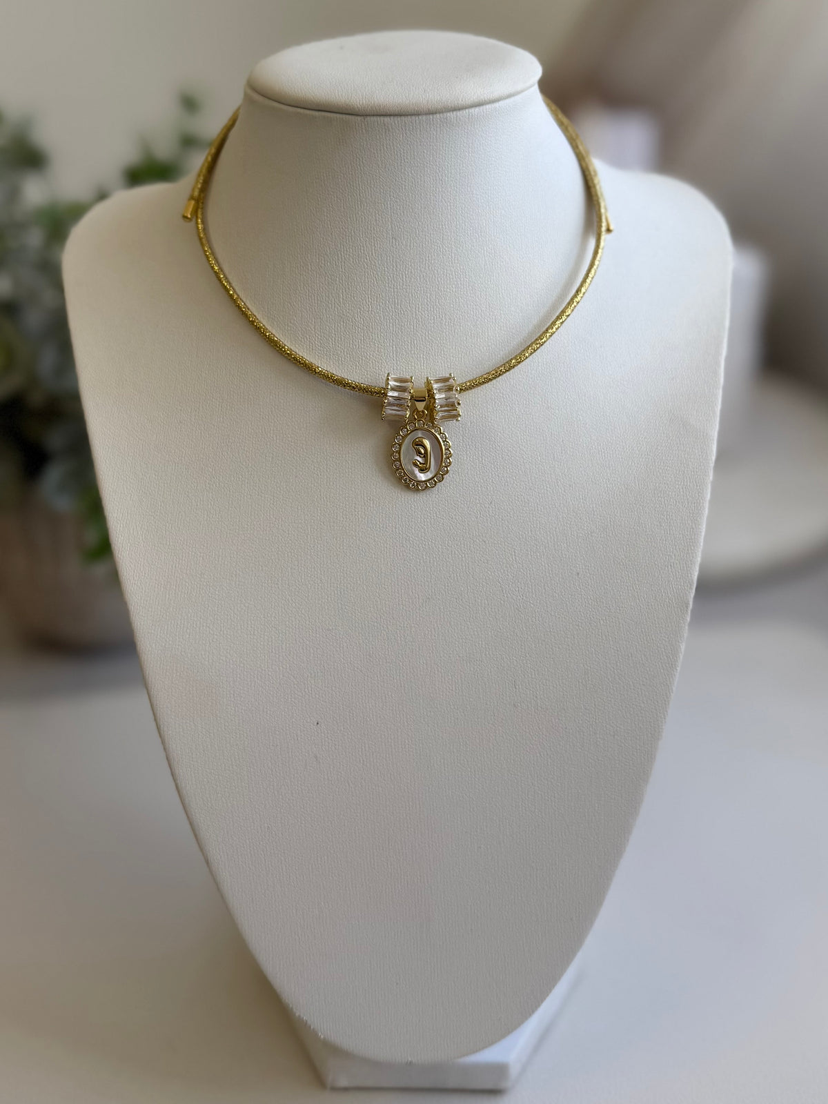 Santa Virgen Charm