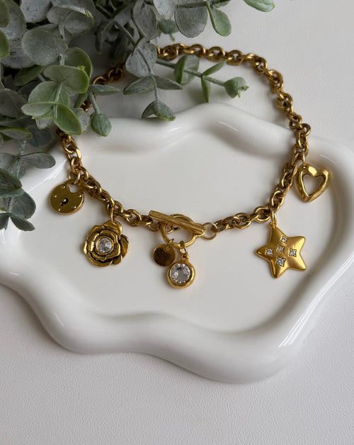 Capri Chain