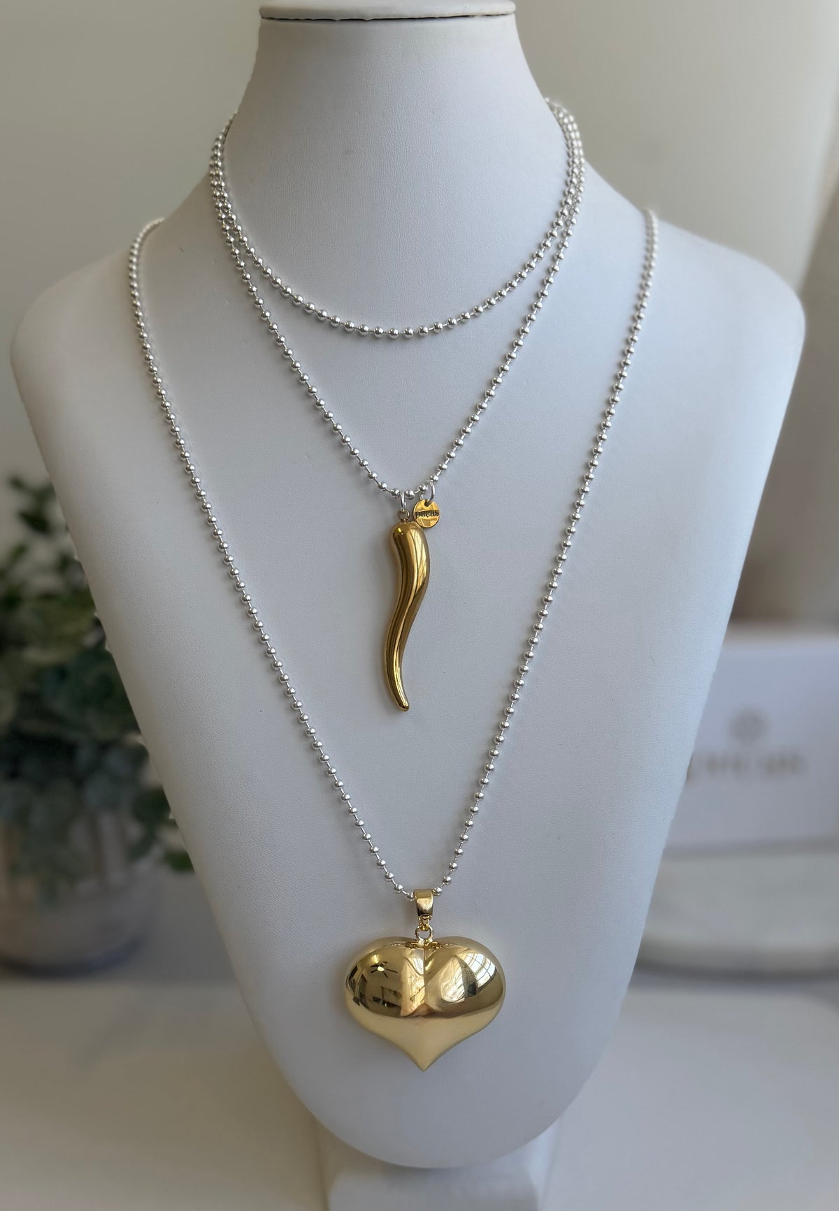 Chili & Heart Chains