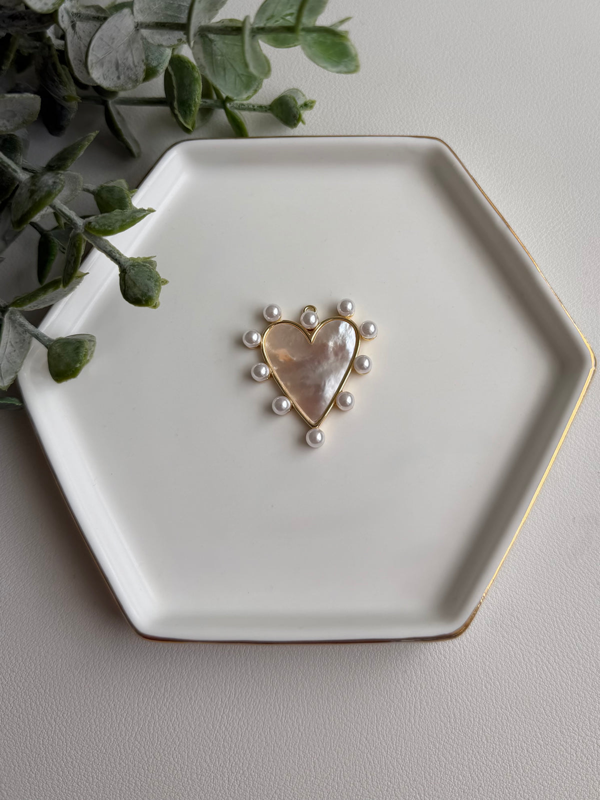Corazón Perlado Charm