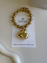Load image into Gallery viewer, GlowHeart Bracelet
