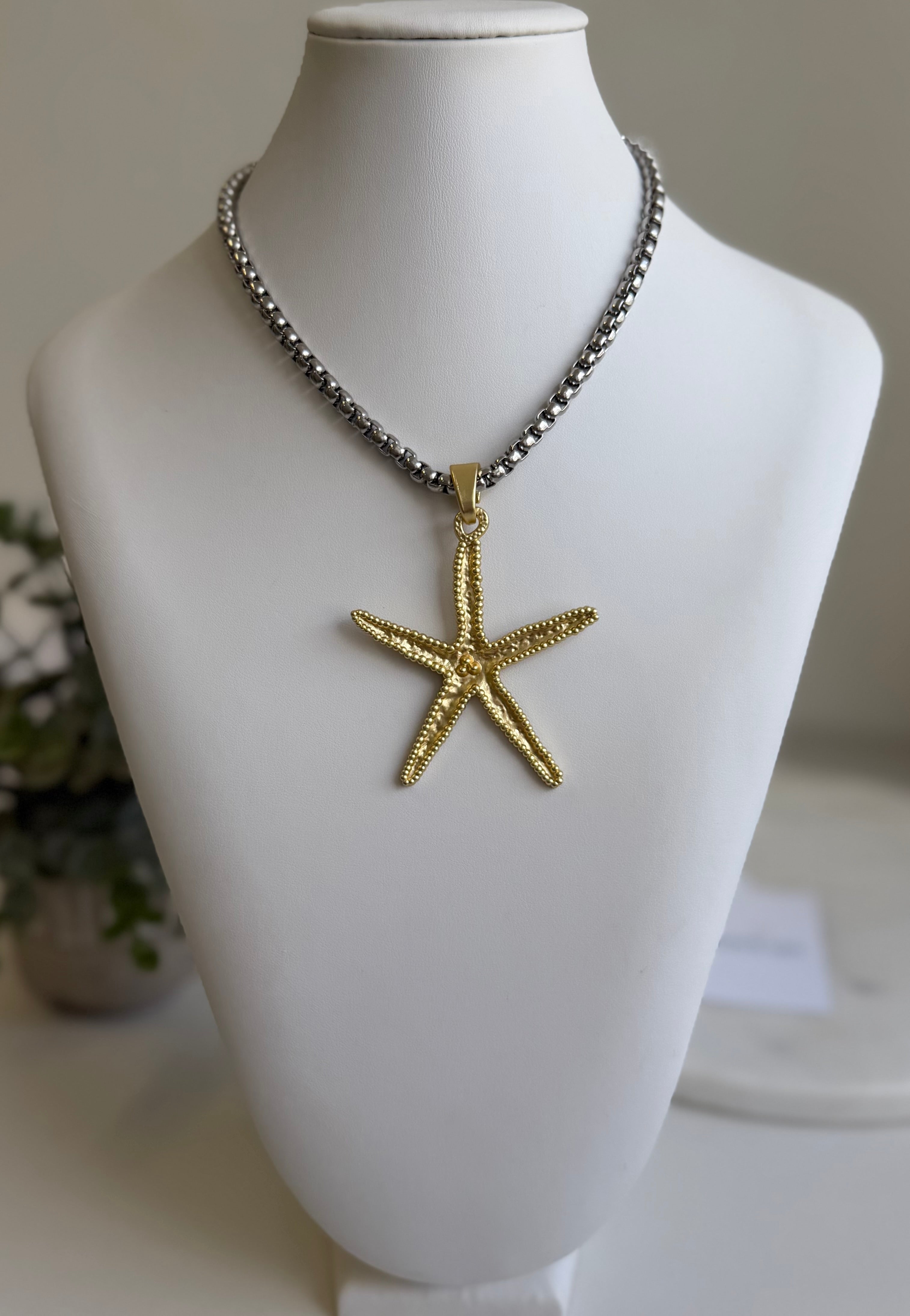 Gold Starfish Chain