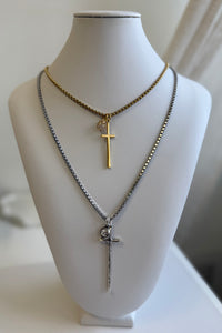 Divina Chain