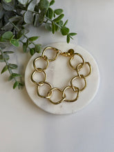 Load image into Gallery viewer, Lucy Bracelet
