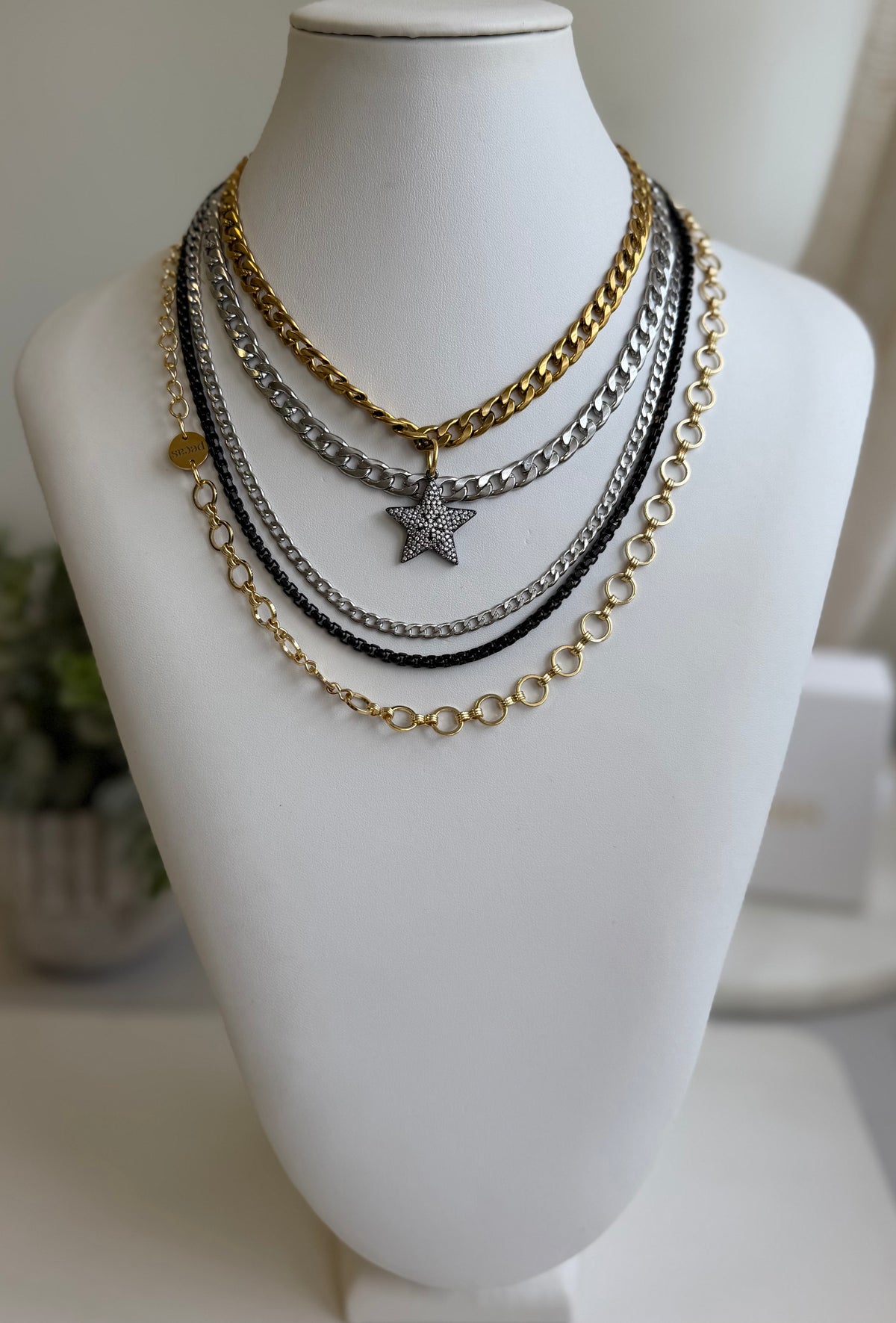 TriColor Chain