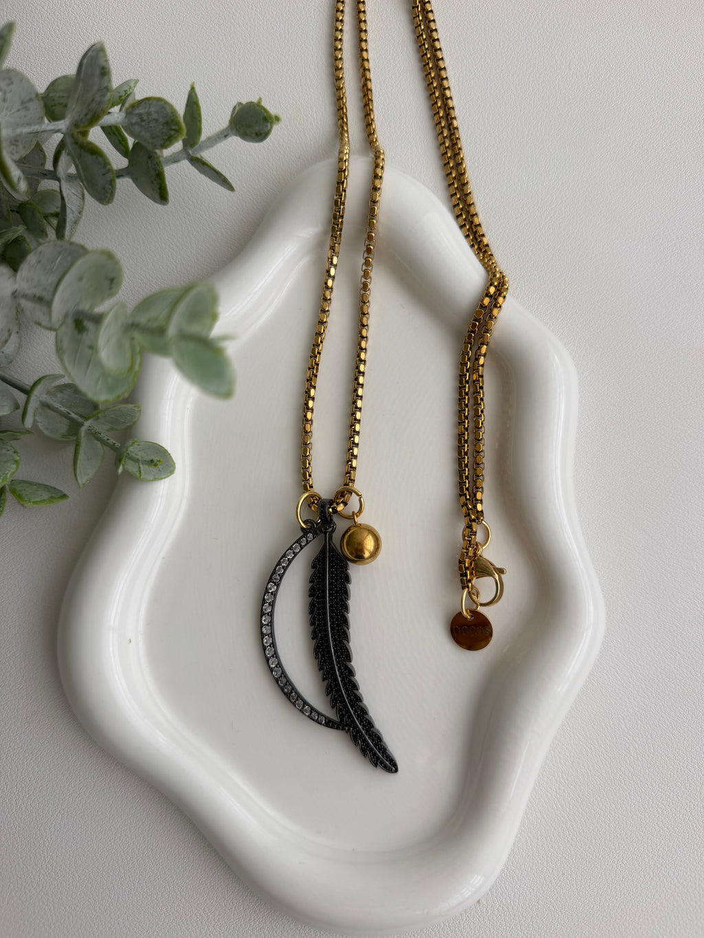 Black Moon Chain