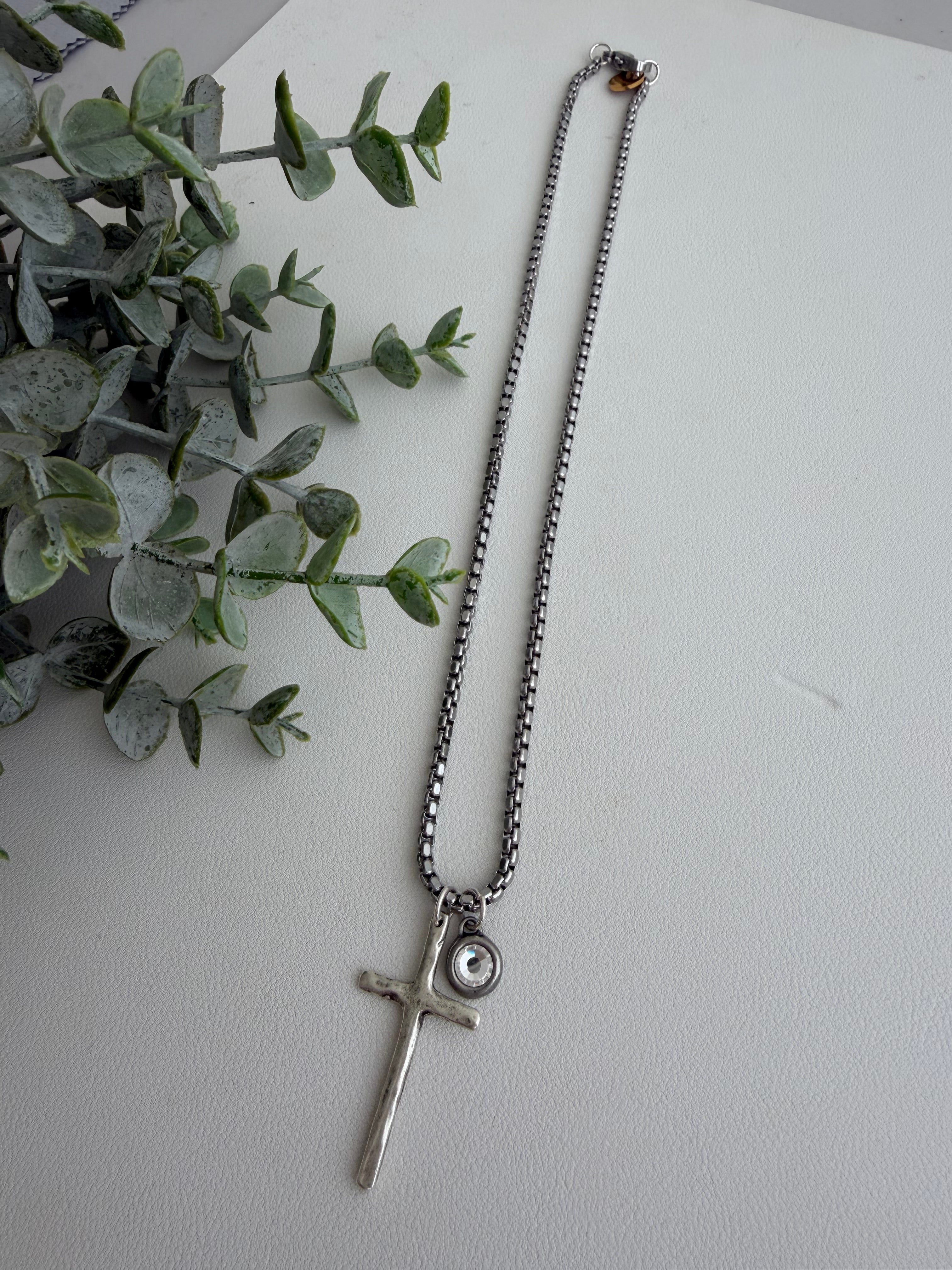 Skinny Cross Chain