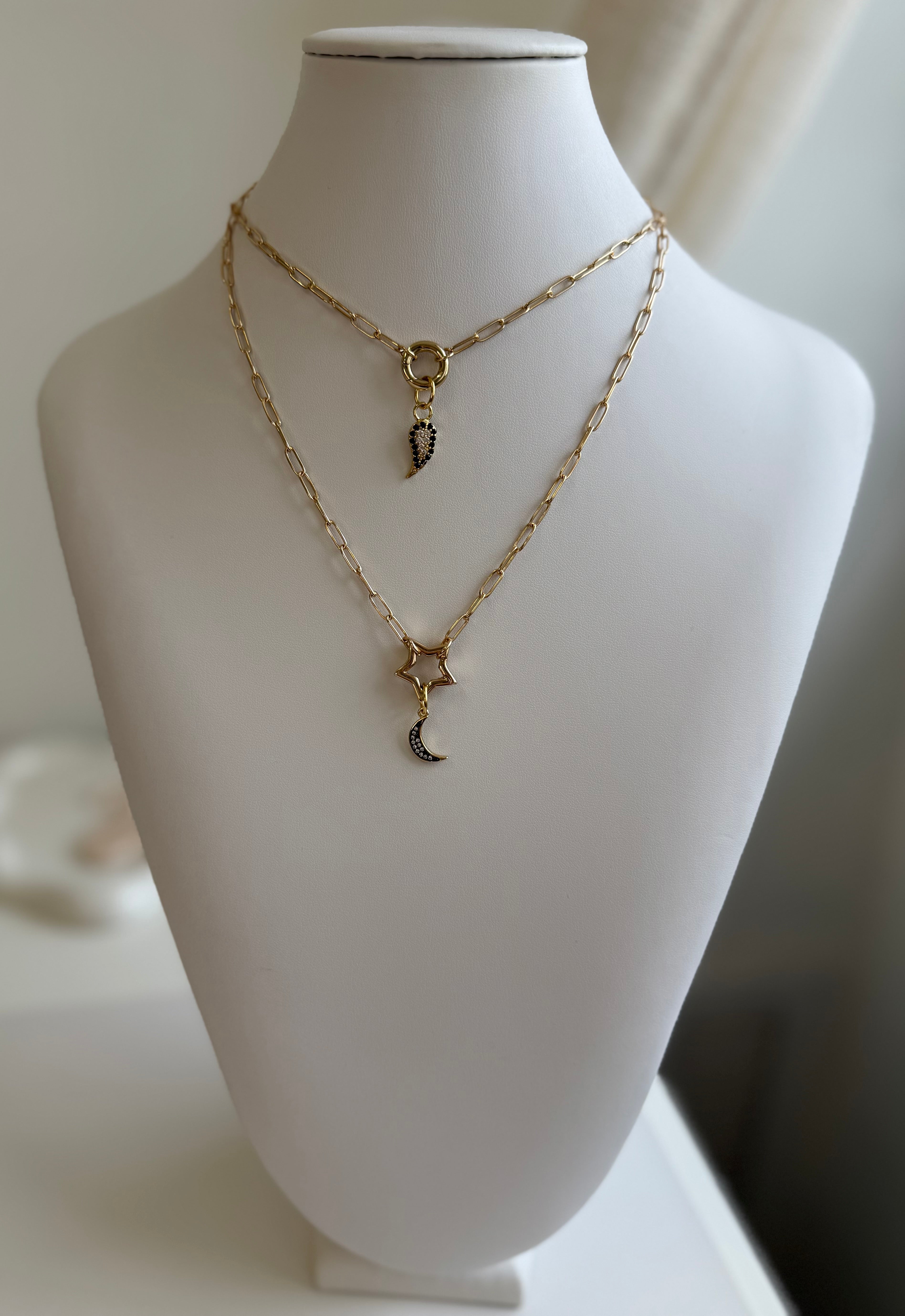 Iconic Chain