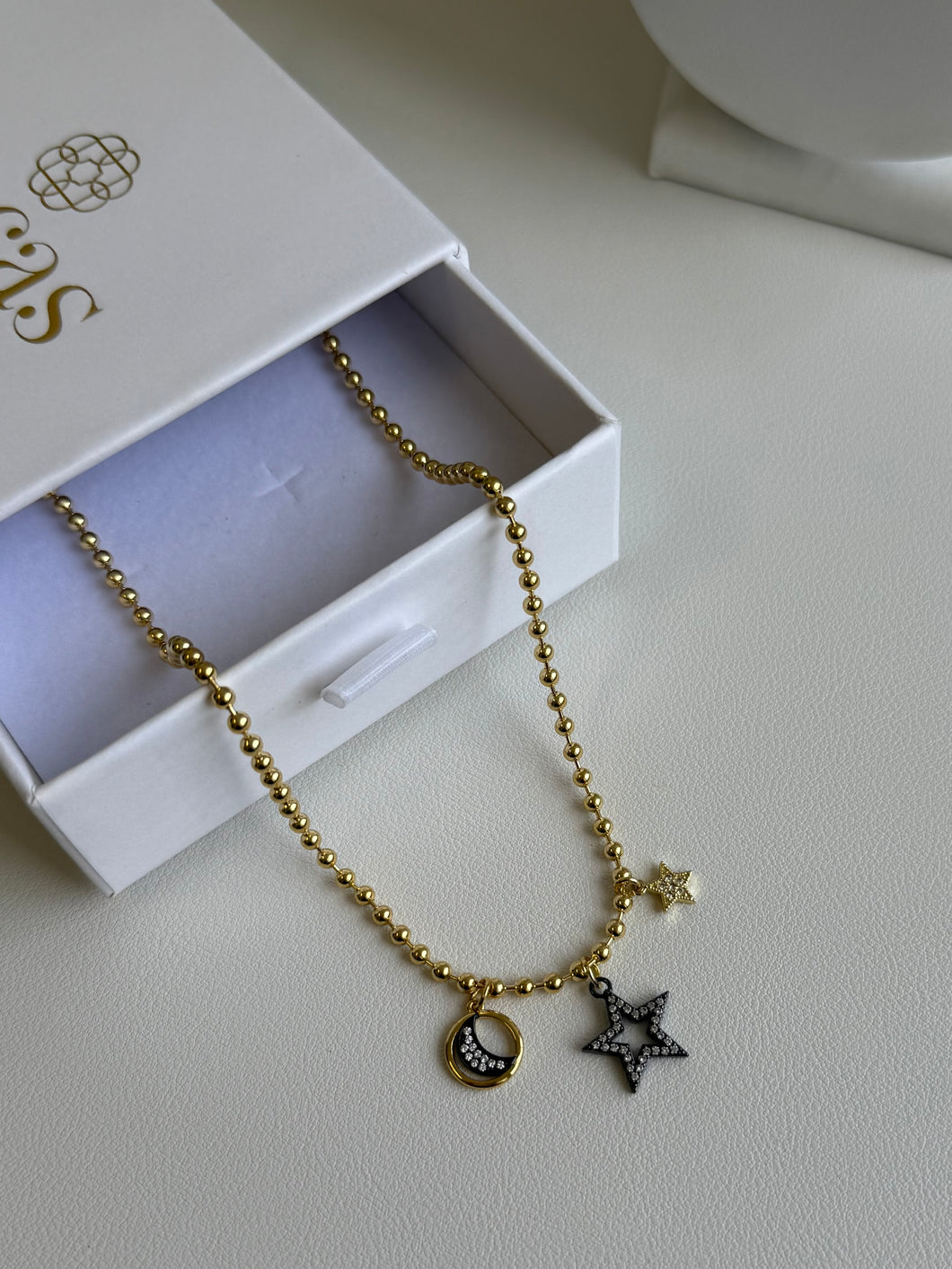 Tiny Galaxy Chain