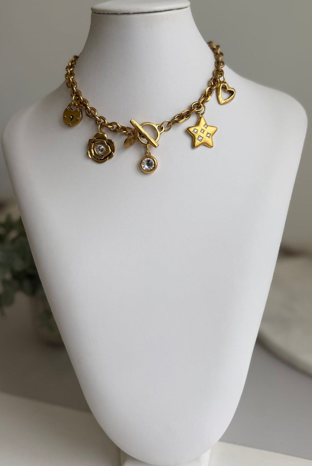 Capri Chain