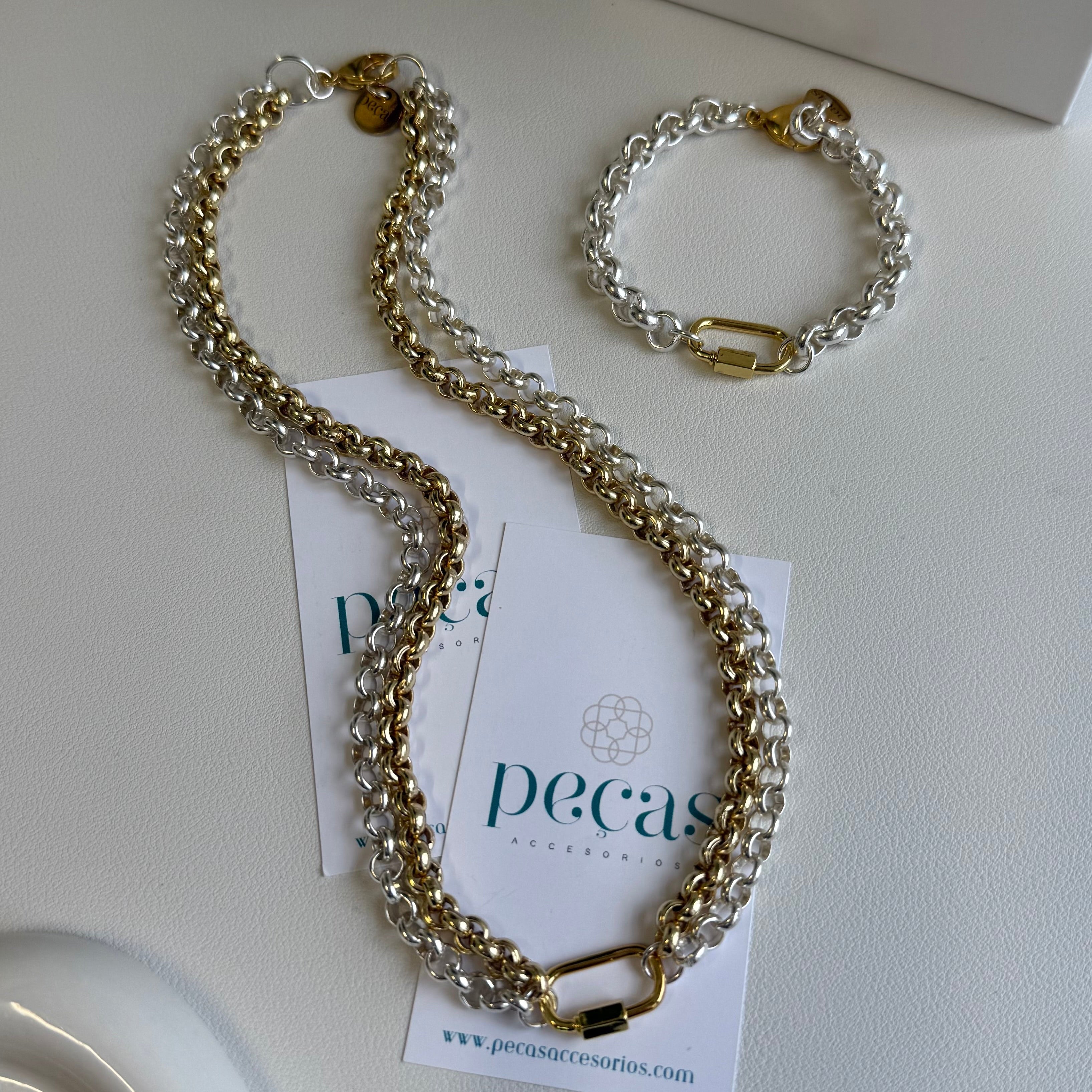 Grecia Chain