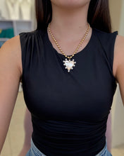 Load image into Gallery viewer, Corazón Perlado Chain
