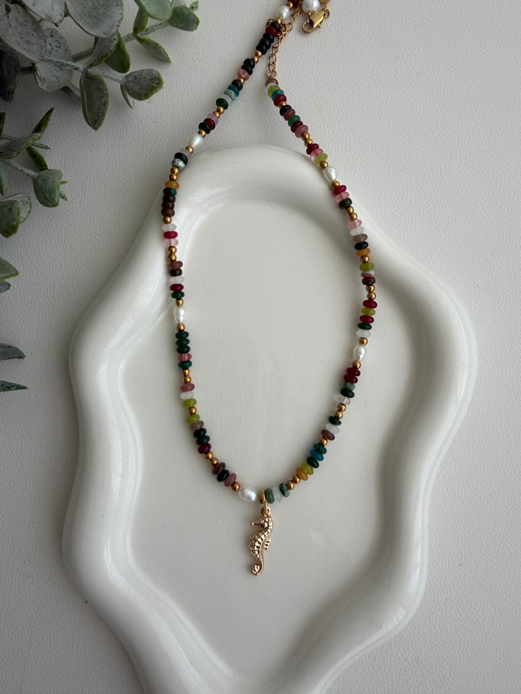 Isla Serena Chain