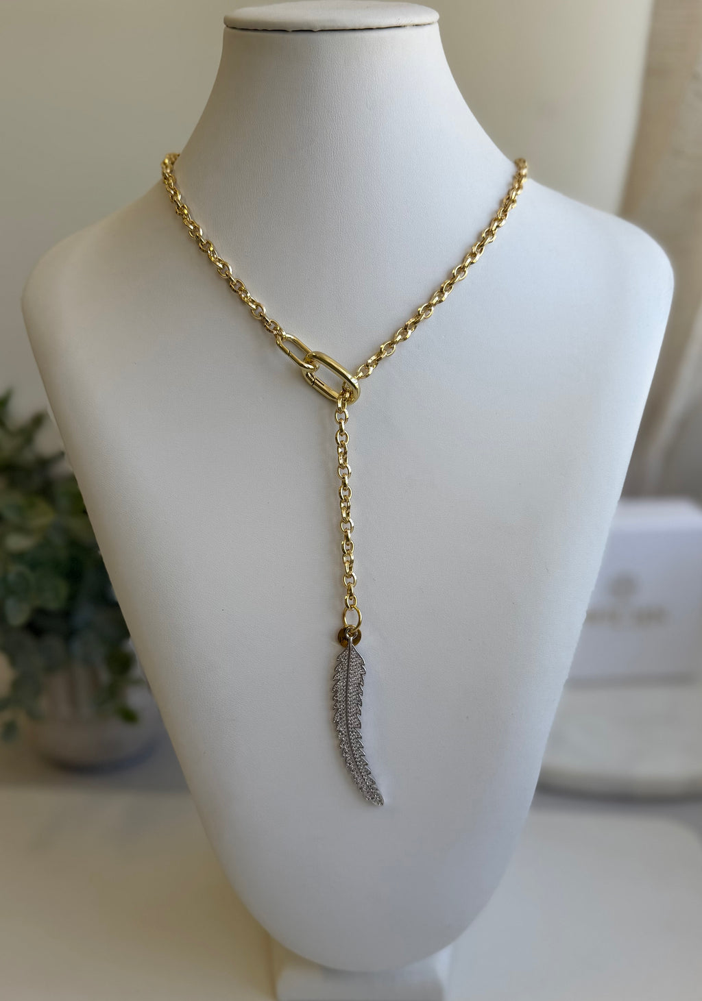 Lariat Leaf Chain