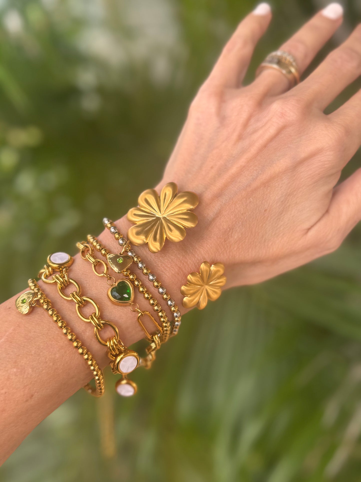 Gold Flowers Bracelet
