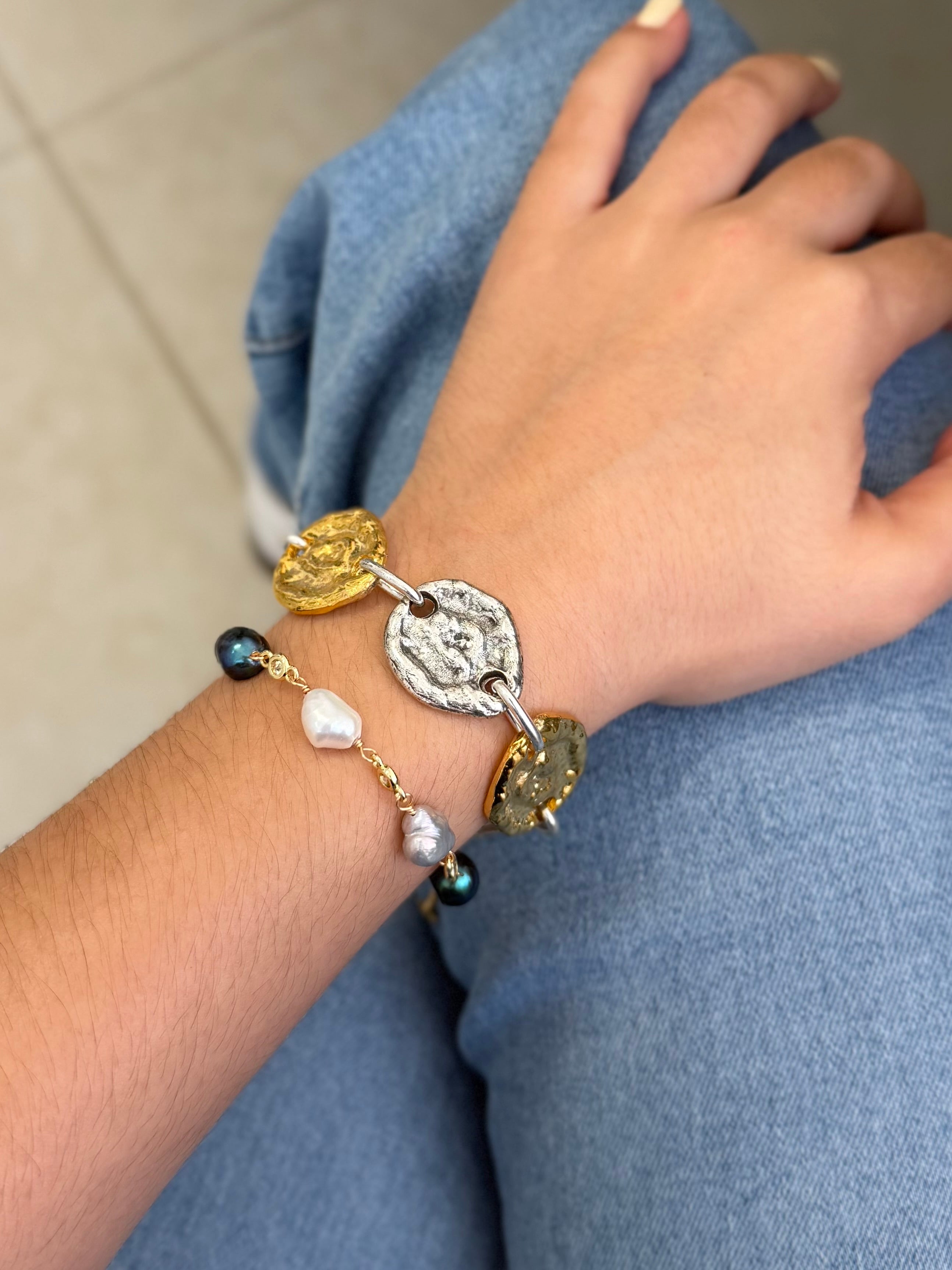 Gray Pearls Bracelet