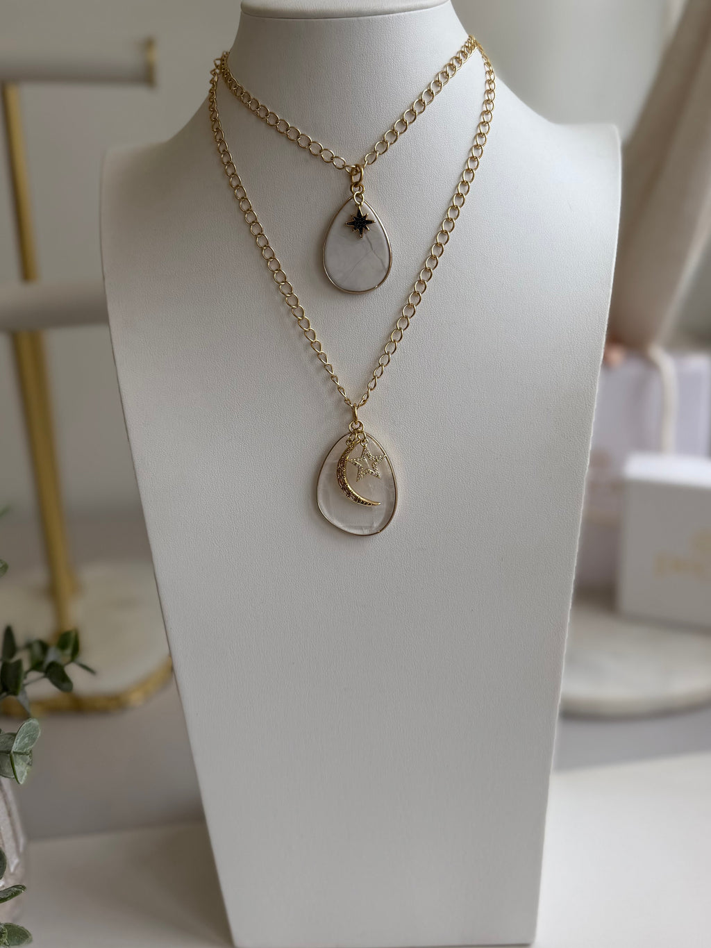 Osaka Chains