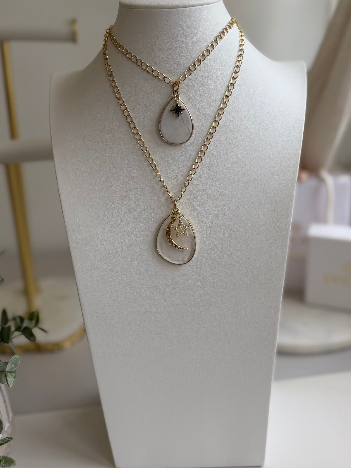 Osaka Chains