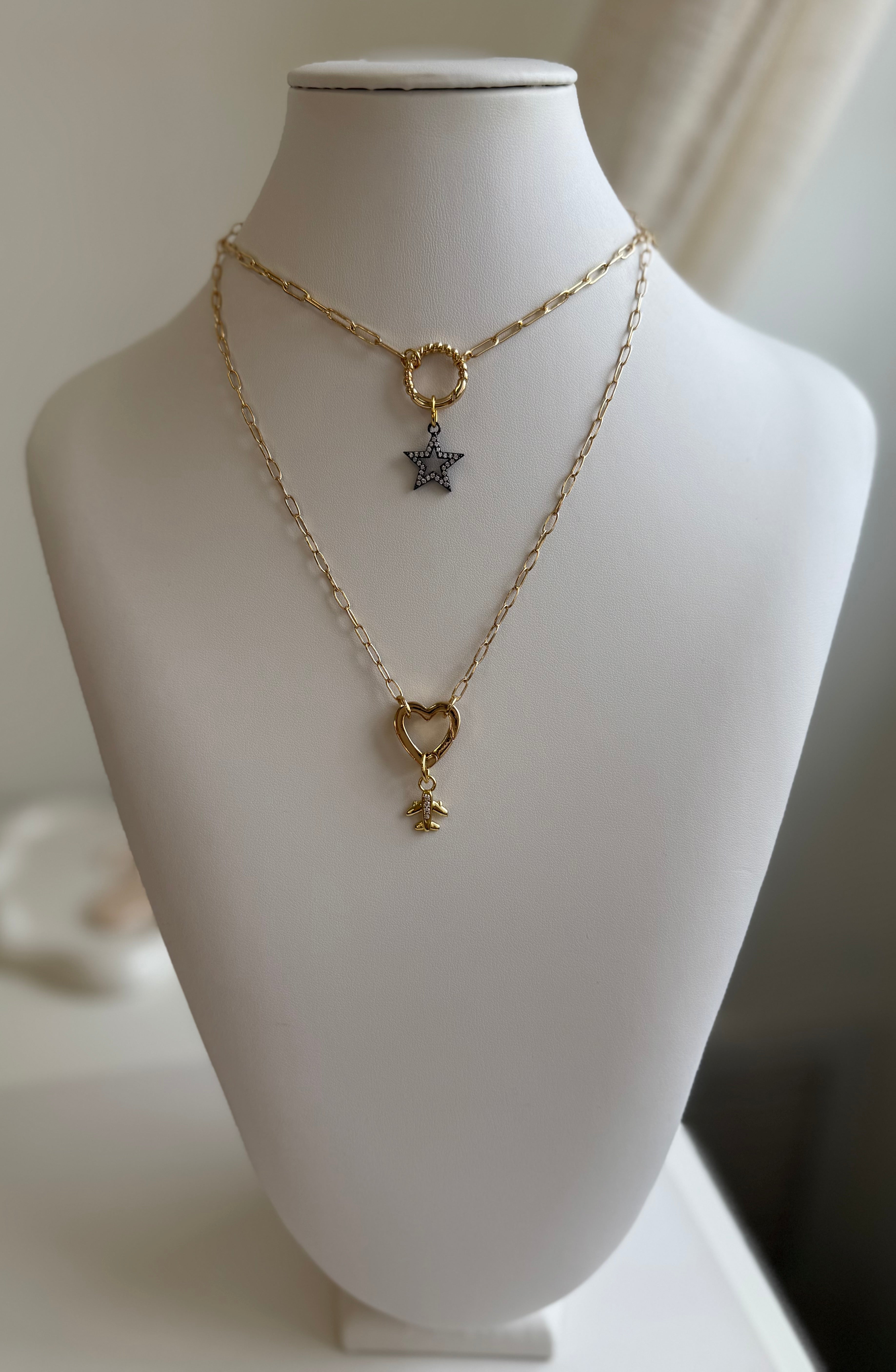 Iconic Chain