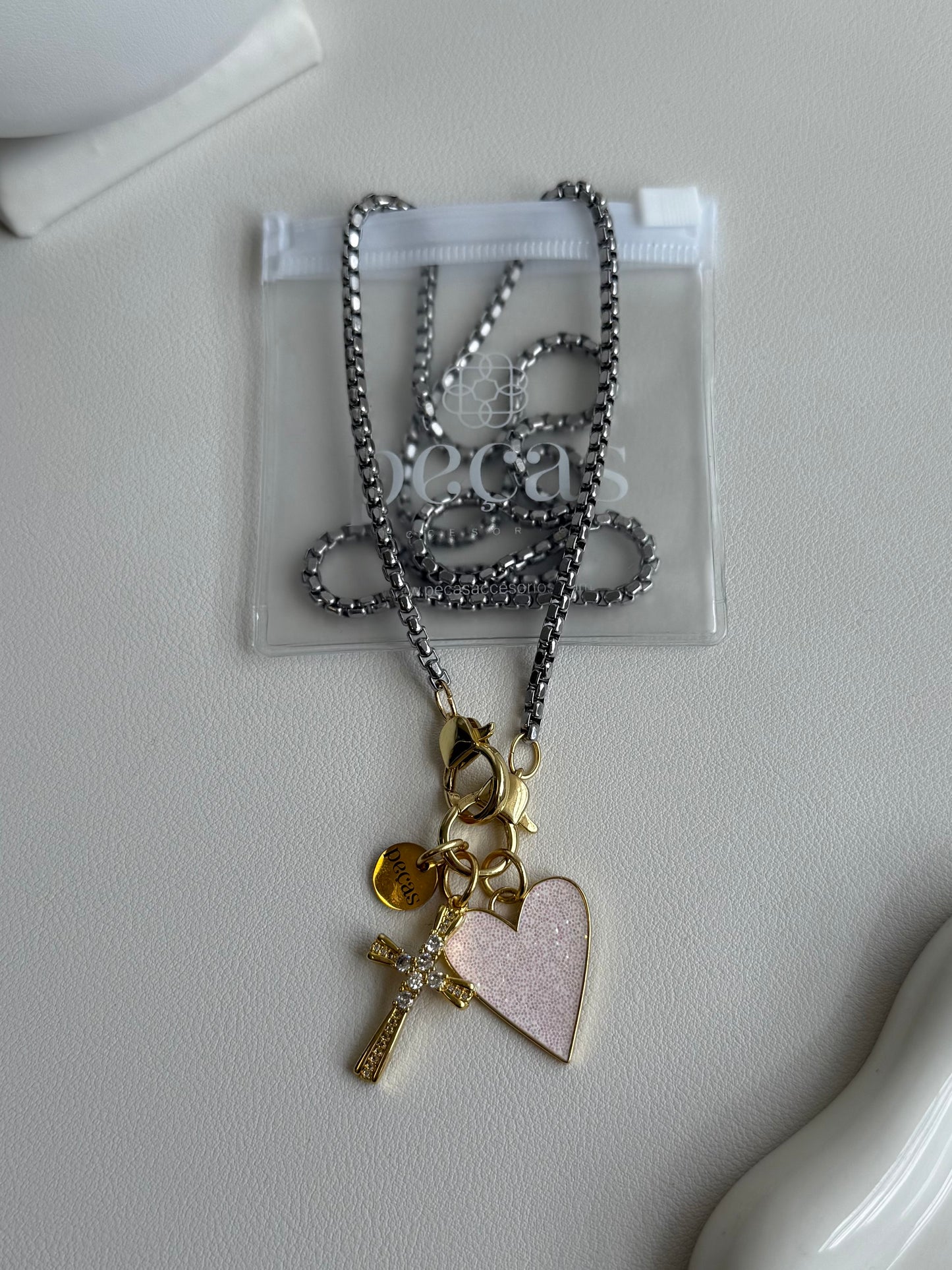 Josephine Chain