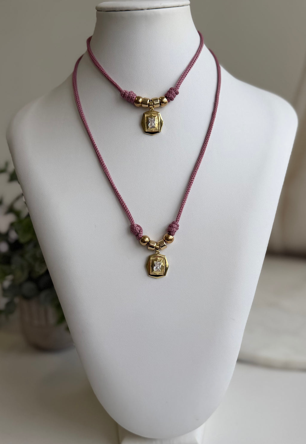 Flavia Chain