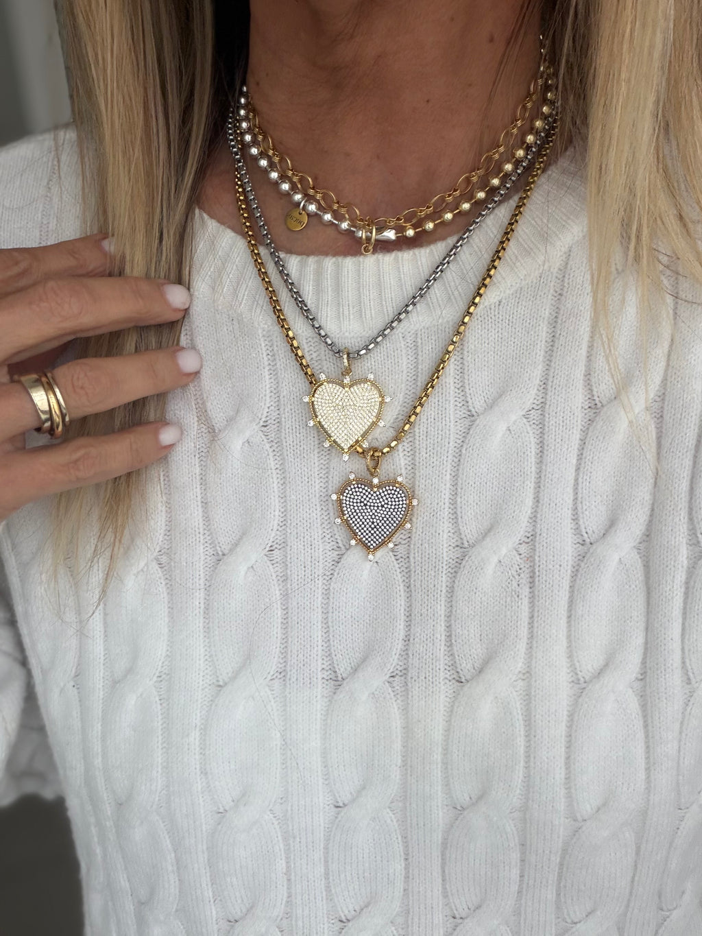 Damaris Chain