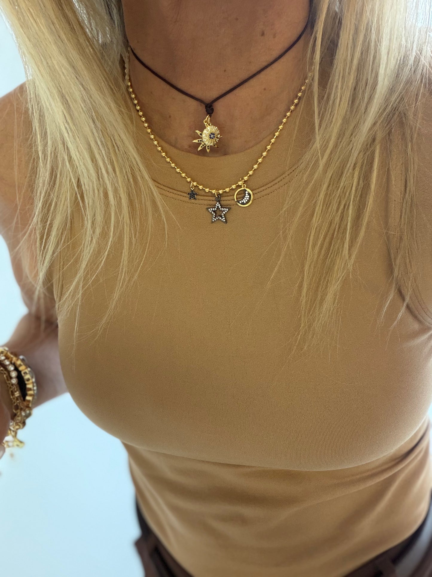 Tiny Galaxy Chain