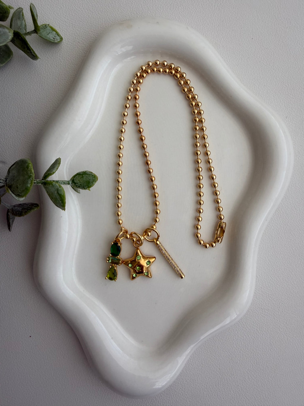 Greenstones Chain
