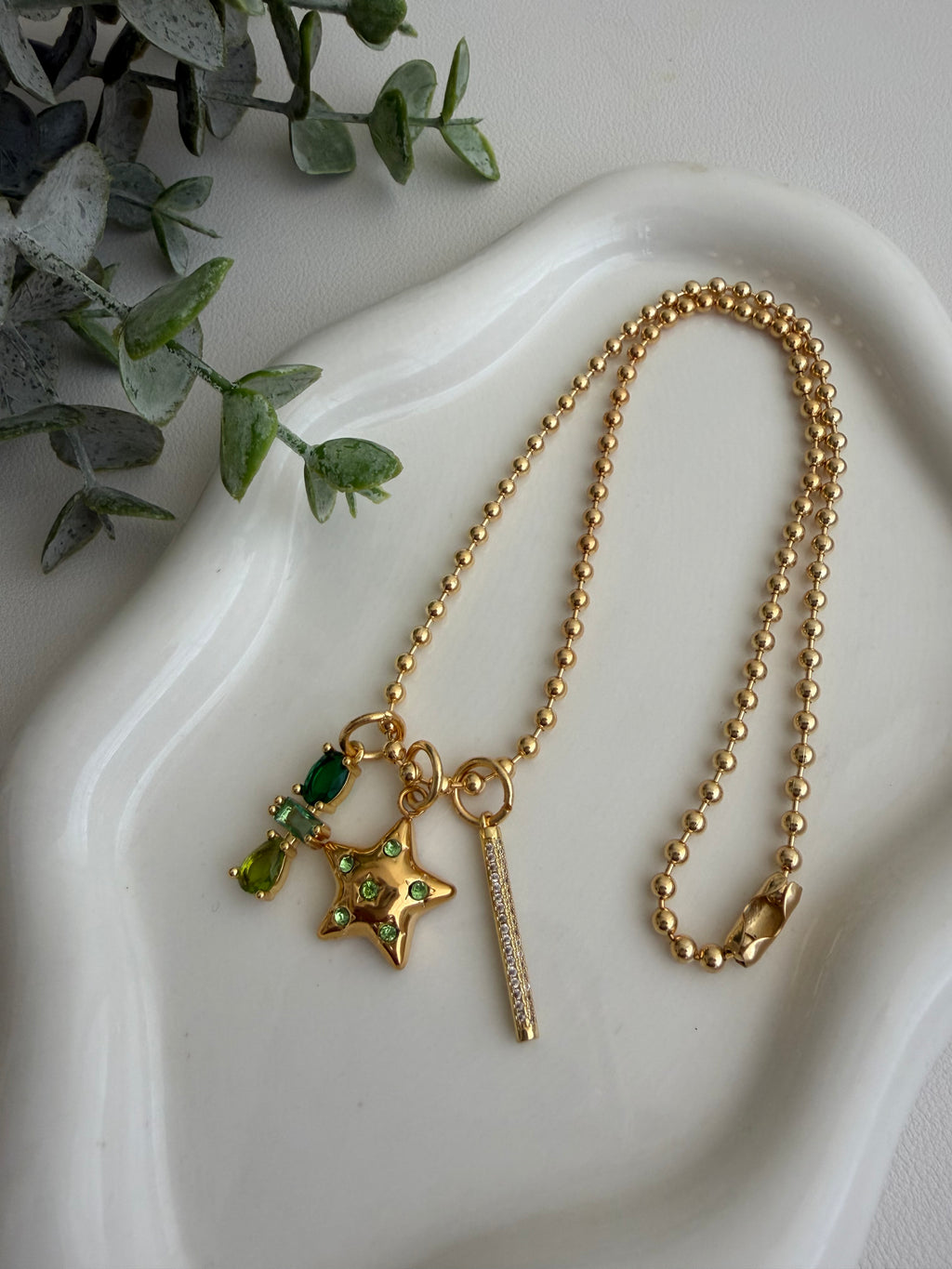 Greenstones Chain