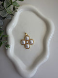 Cruz de Perla Charm