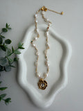 Rose Pearls Chain