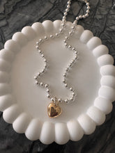 Load image into Gallery viewer, She Heart Chain
