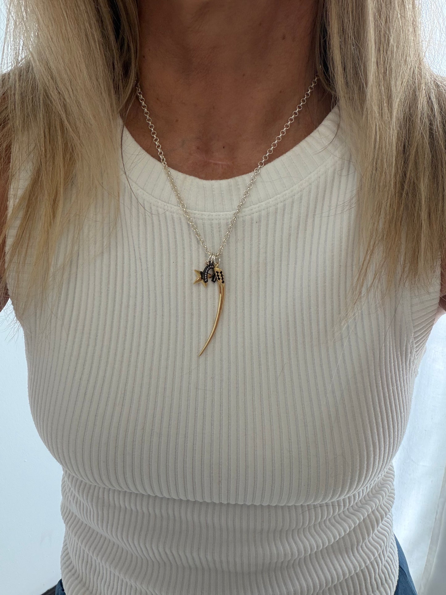 Rossi’s Sister Chain