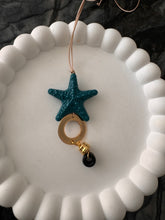 Load image into Gallery viewer, Star Eyesoff Necklace
