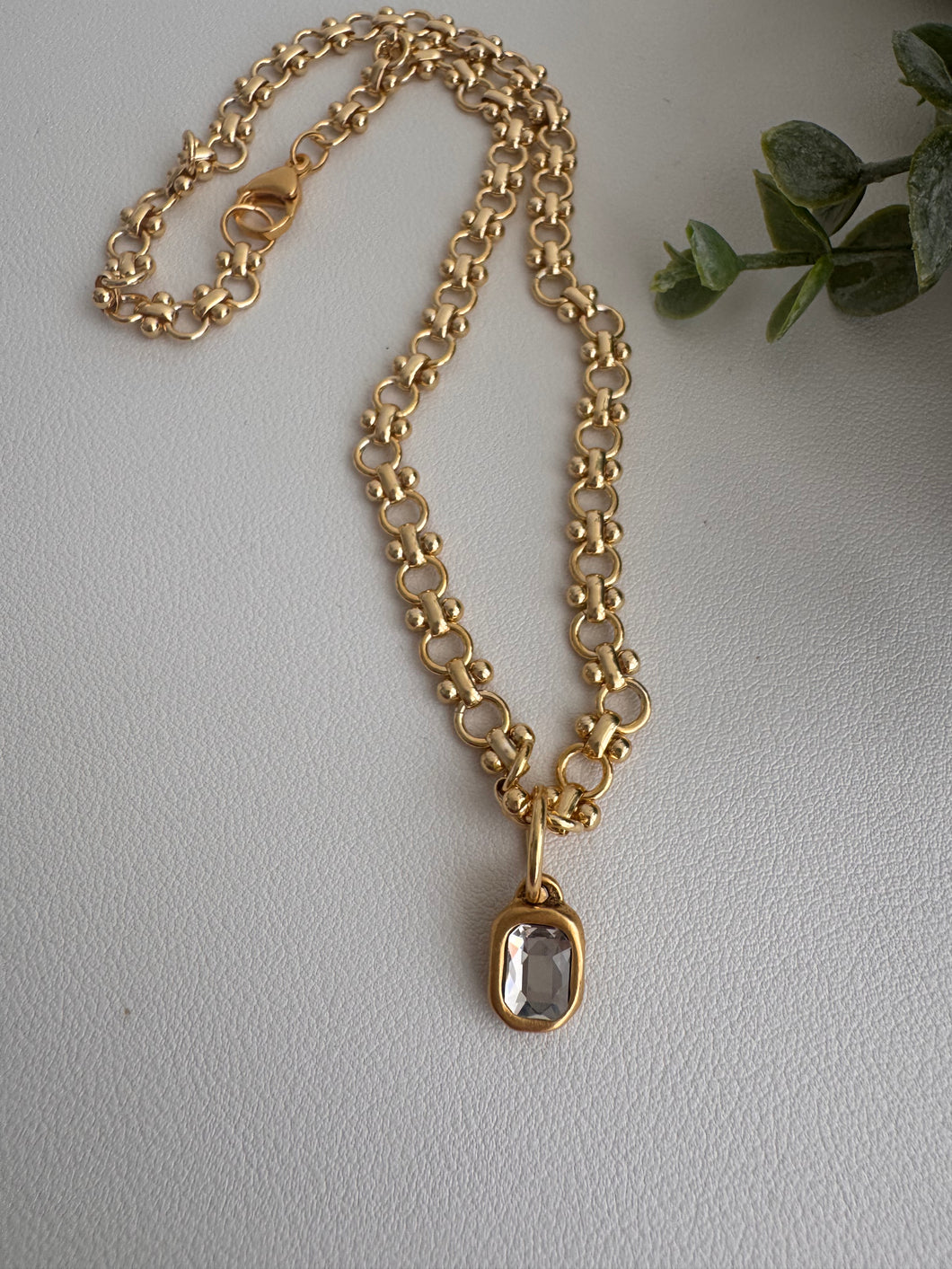 Claire Chain
