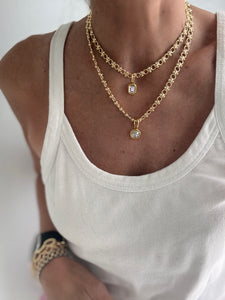 Claire Chain