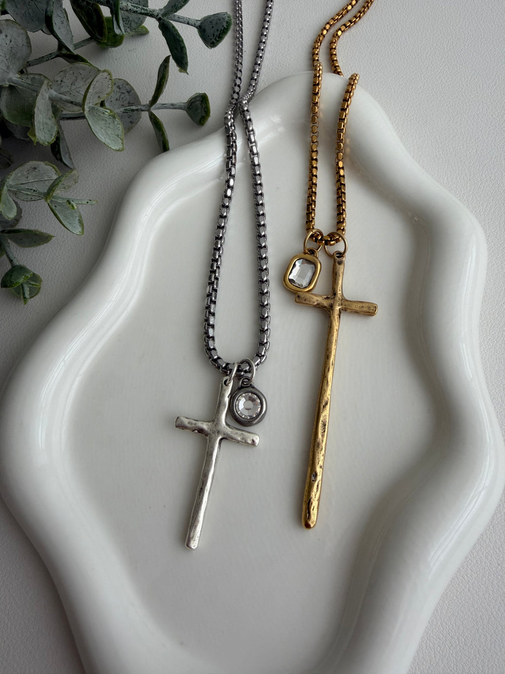 Skinny Cross Chain