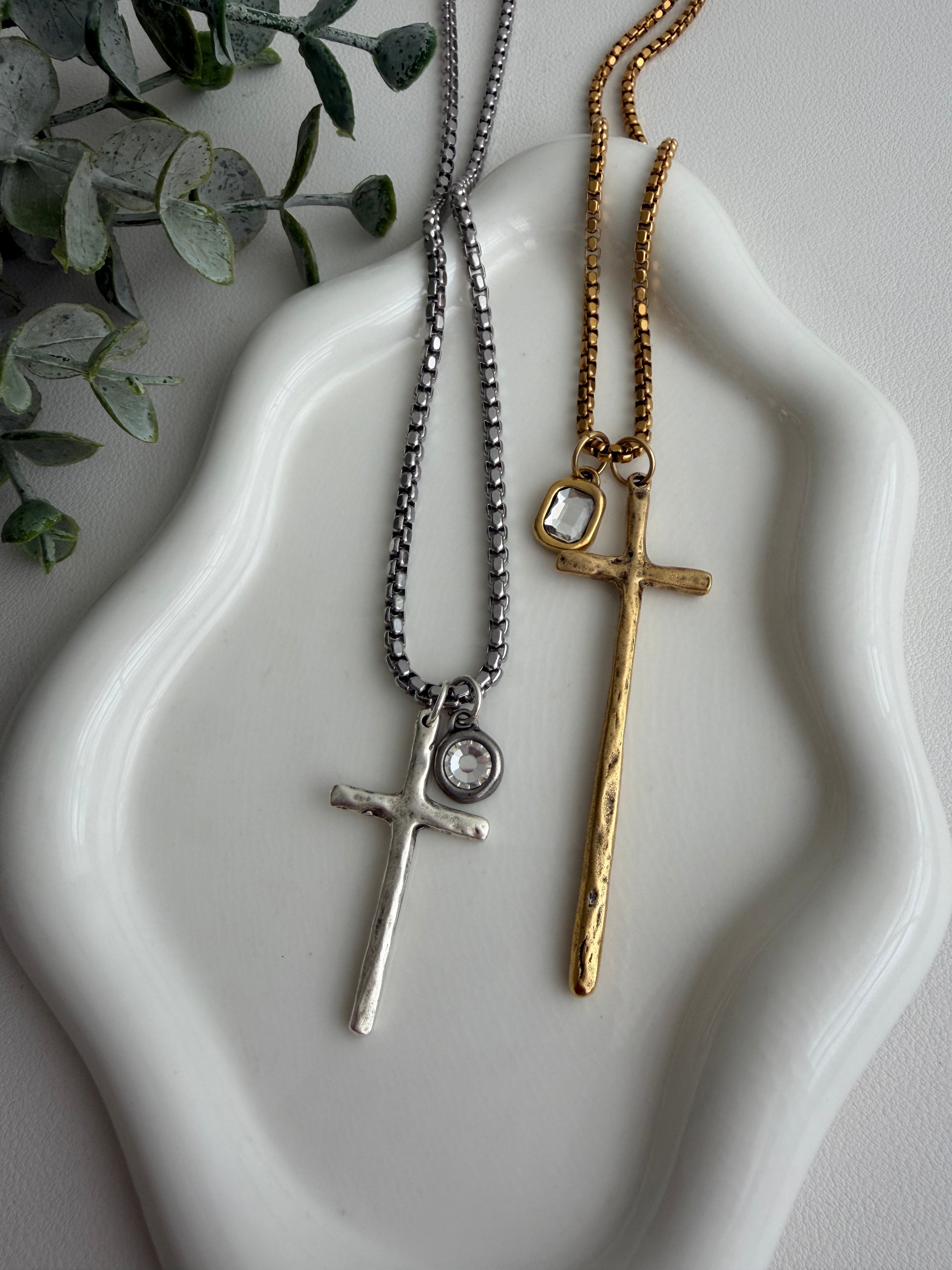 Skinny Cross Chain
