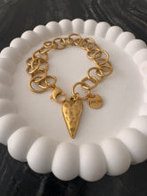 Load image into Gallery viewer, Sarah Bracelet
