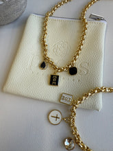 Load image into Gallery viewer, Black &amp; White Mom Chain
