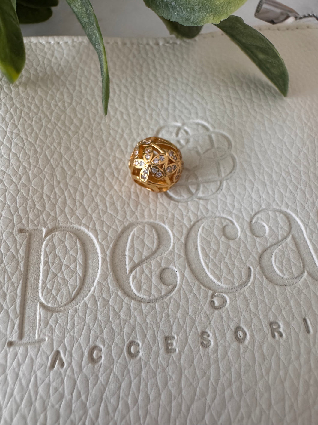 Sparkle Round Charm