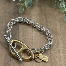 Load image into Gallery viewer, Gold Sirena Bracelet

